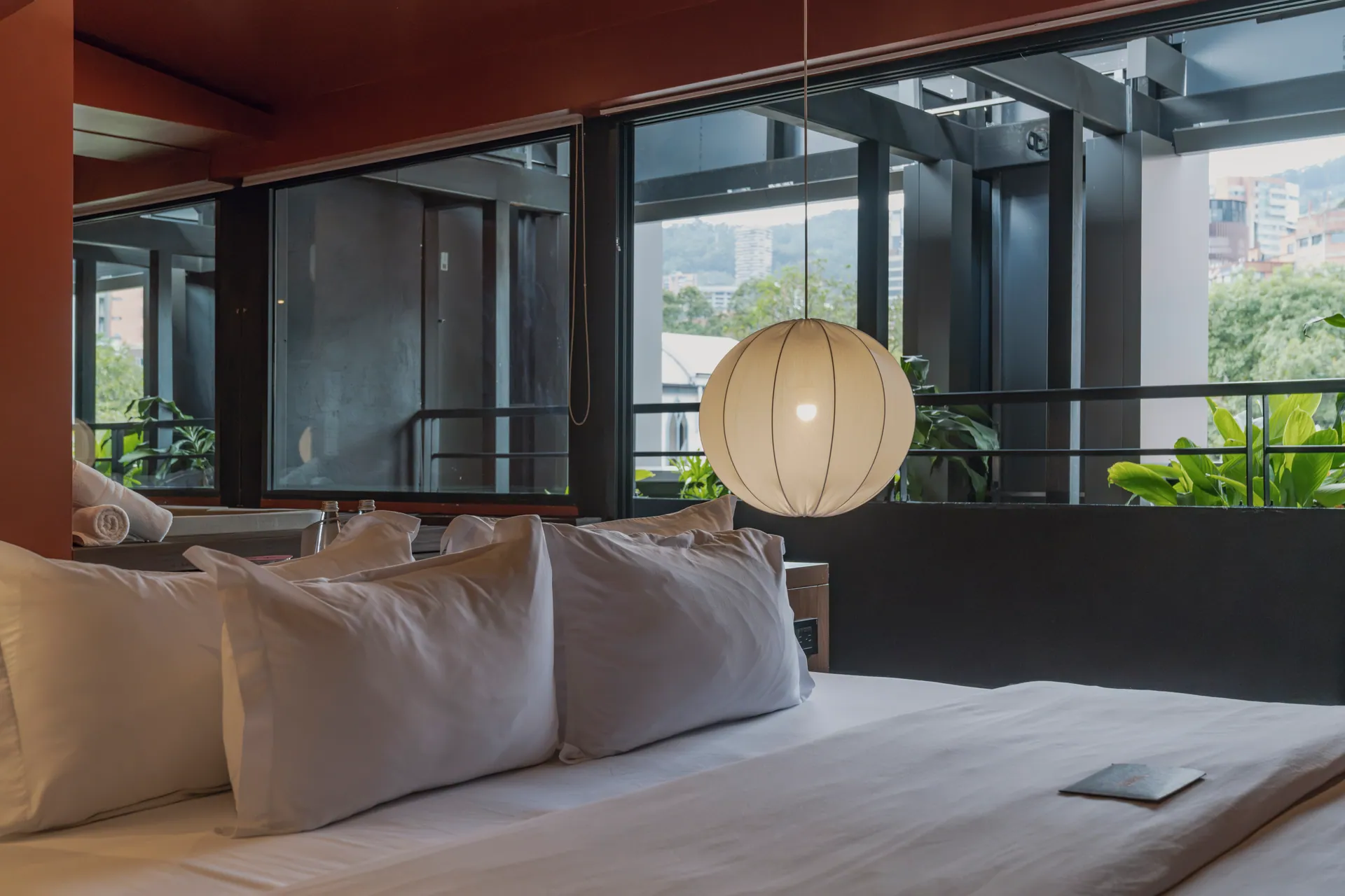 Suite Bon Vivant · 4